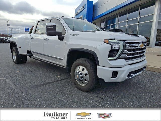 2024 Chevrolet Silverado 3500HD High Country Crew Cab 4WD