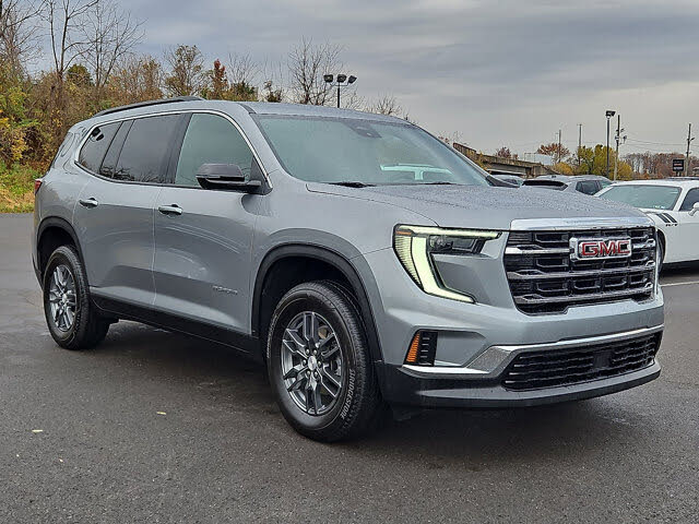 2025 GMC Acadia Elevation FWD