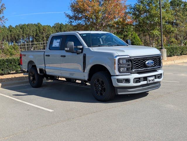 2026 Ford F-250 Super Duty XL Crew Cab 4WD