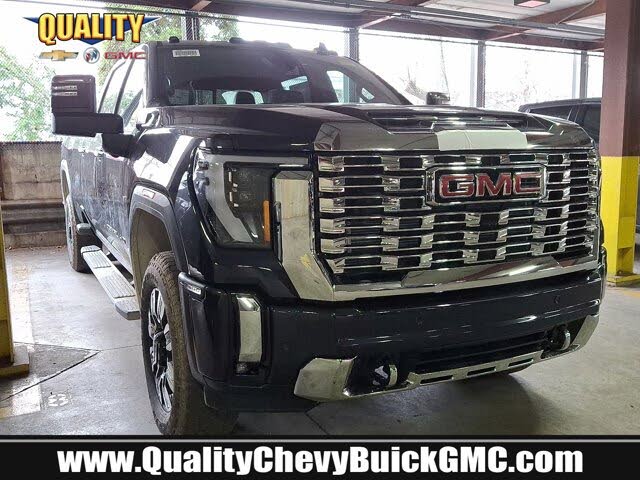 2026 GMC Sierra 3500HD Denali Crew Cab 4WD