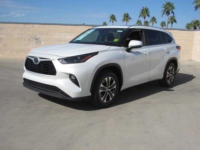 2023 Toyota Highlander L FWD