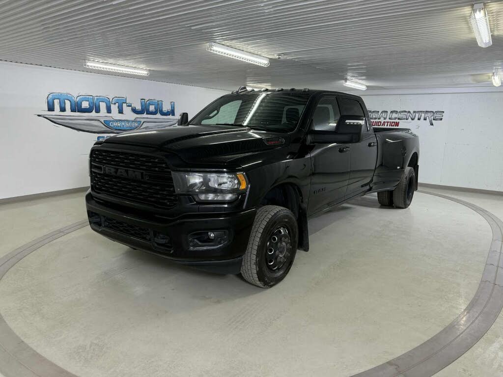 2024 RAM 3500 Big Horn Crew Cab LB DRW 4WD
