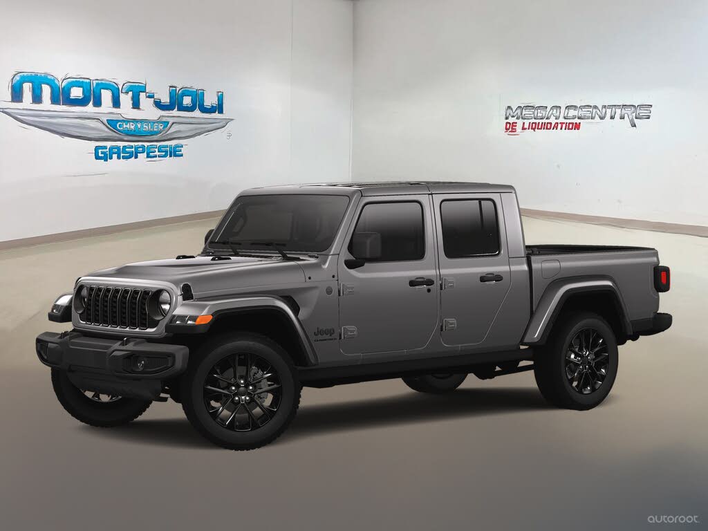 2025 Jeep Gladiator NightHawk Crew Cab 4WD