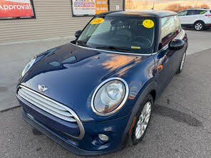 MINI Cooper Hatchback FWD