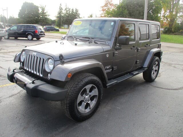 2017 Jeep Wrangler Unlimited Sahara 4WD