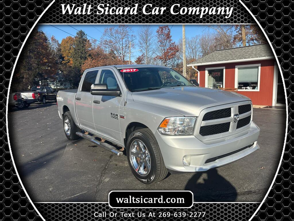 2017 RAM 1500 Express Crew Cab 4WD