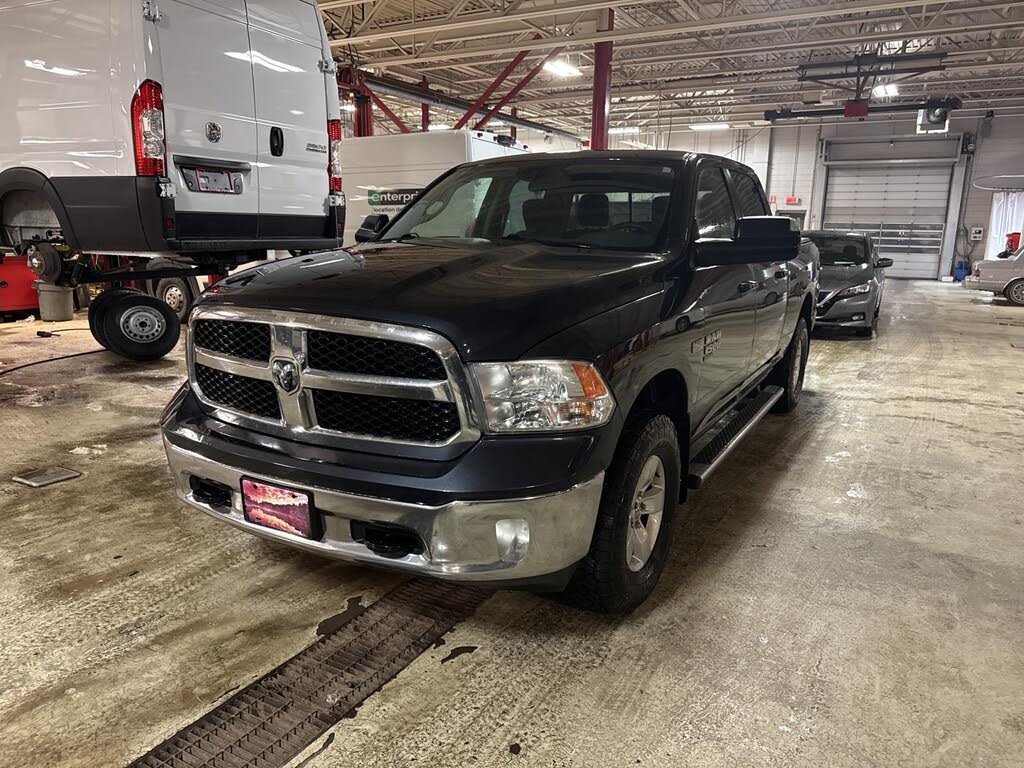 2019 RAM 1500 Classic SLT Crew Cab 4WD
