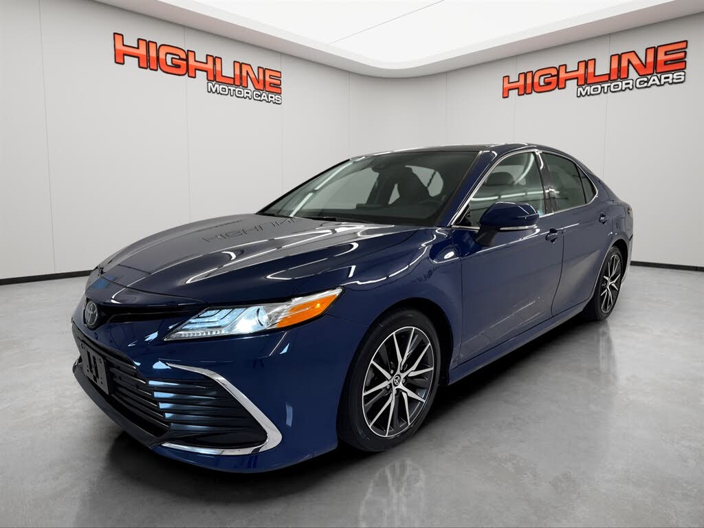 2023 Toyota Camry XLE FWD
