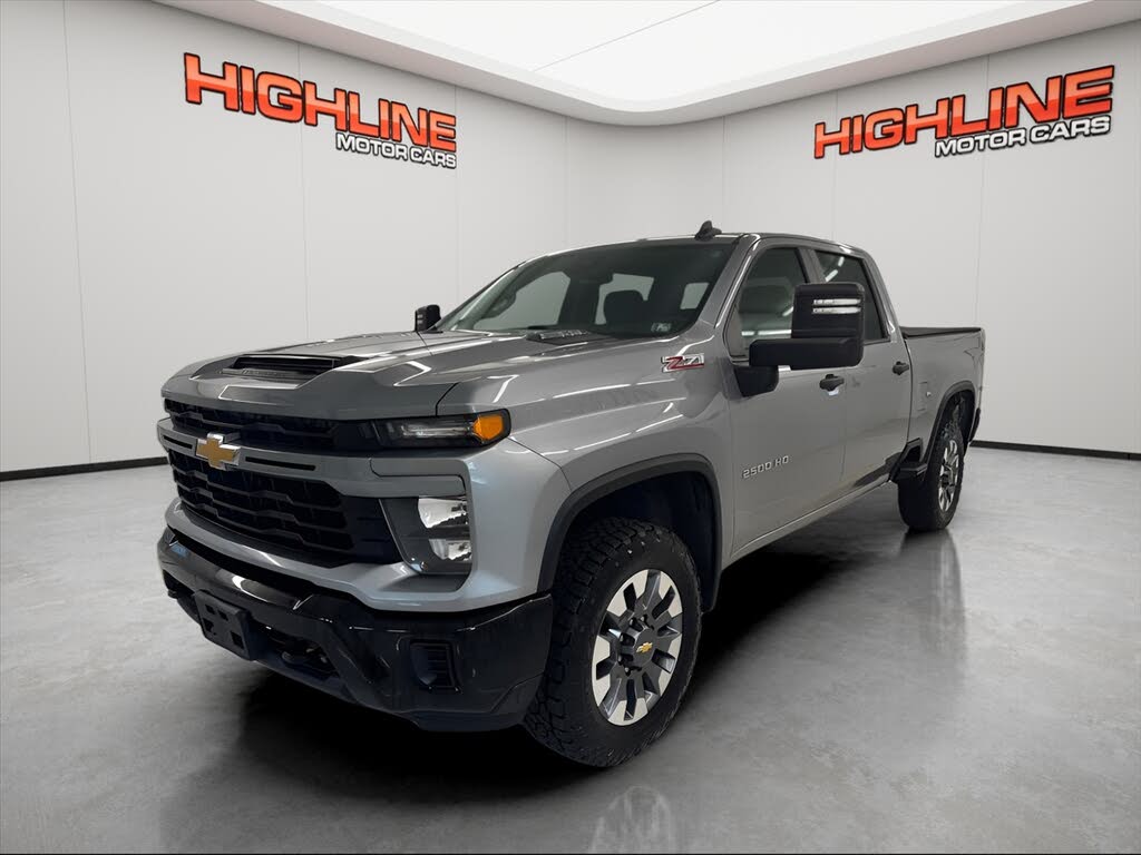 2024 Chevrolet Silverado 2500HD Custom Crew Cab 4WD