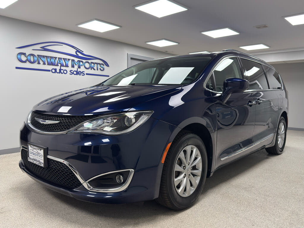 2018 Chrysler Pacifica Touring L FWD