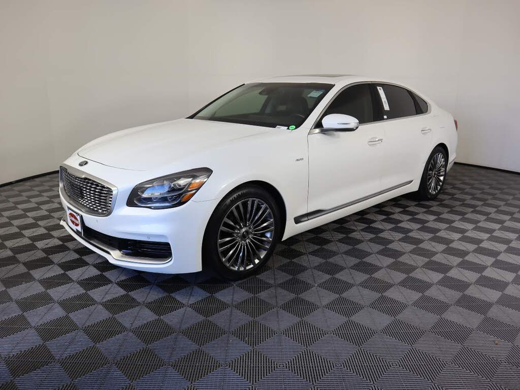 2019 Kia K900 V6 Luxury AWD