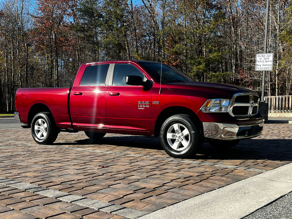 2019 RAM 1500 Classic SLT Crew Cab 4WD