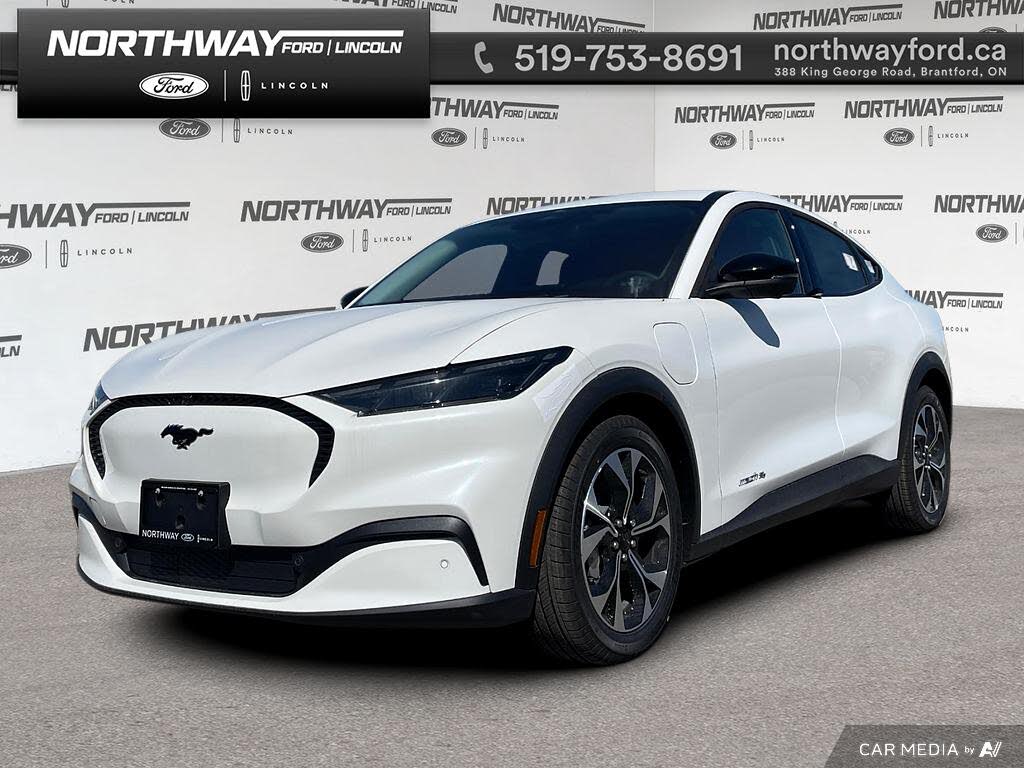 Ford Mustang Mach-E Select AWD 2025