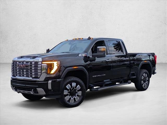 2025 GMC Sierra 3500HD Denali Crew Cab 4WD