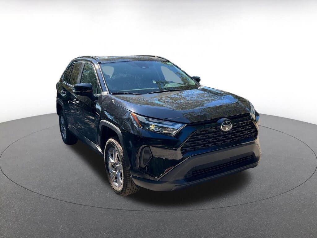 2025 Toyota RAV4 XLE AWD