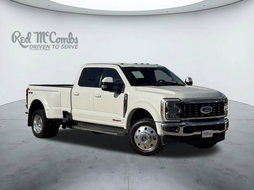 2023 Ford F-450 Super Duty Lariat Crew Cab LB DRW 4WD