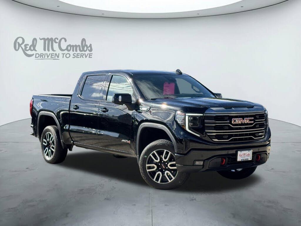 2024 GMC Sierra 1500 AT4 Crew Cab 4WD