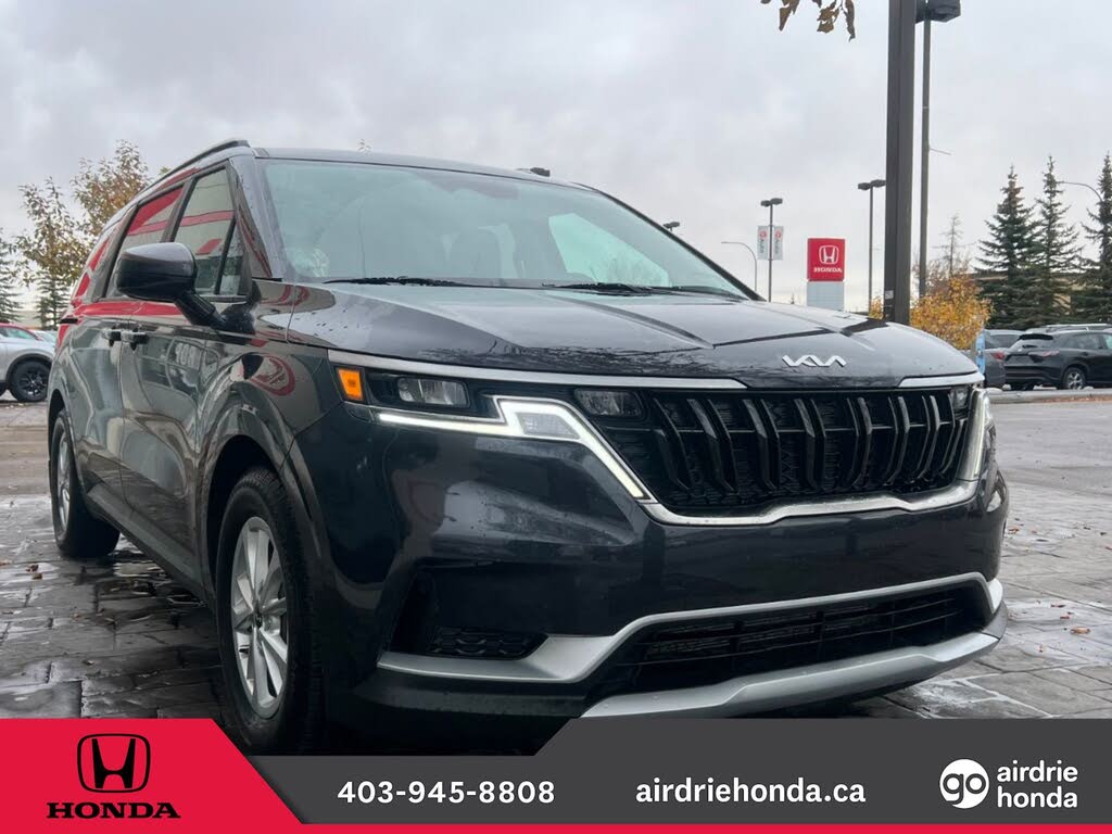 2024 Kia Carnival LX FWD