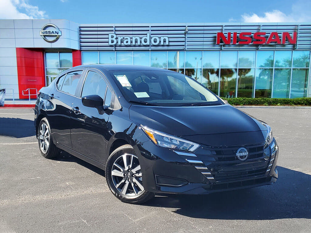 2025 Nissan Versa SV FWD