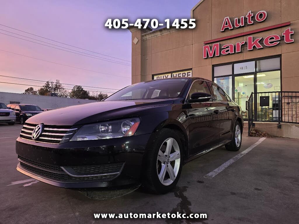2012 Volkswagen Passat TDI SE with Sunroof