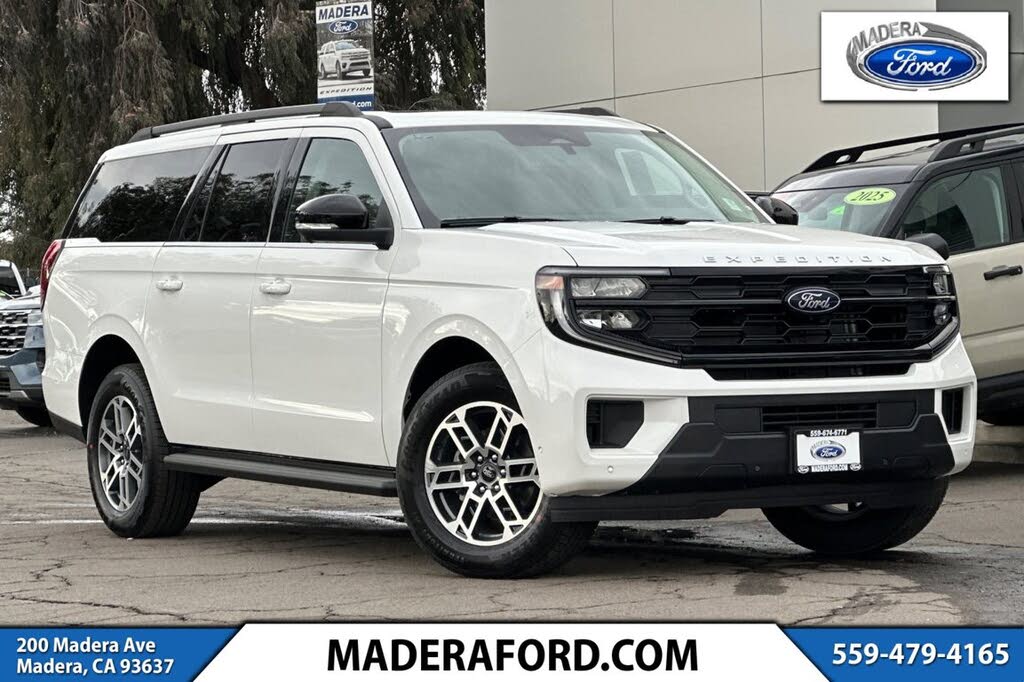 2025 Ford Expedition MAX Active RWD