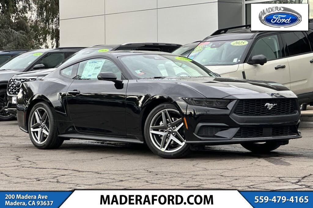 2026 Ford Mustang EcoBoost Fastback RWD