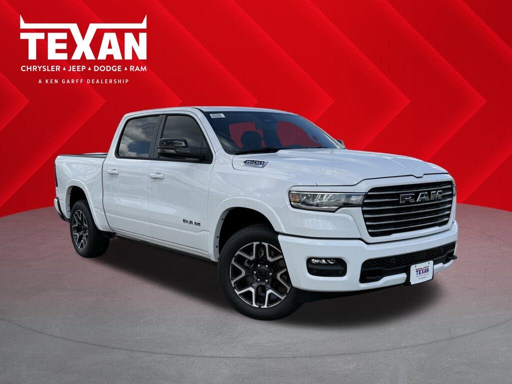 2026 RAM 1500 Laramie Crew Cab 4WD