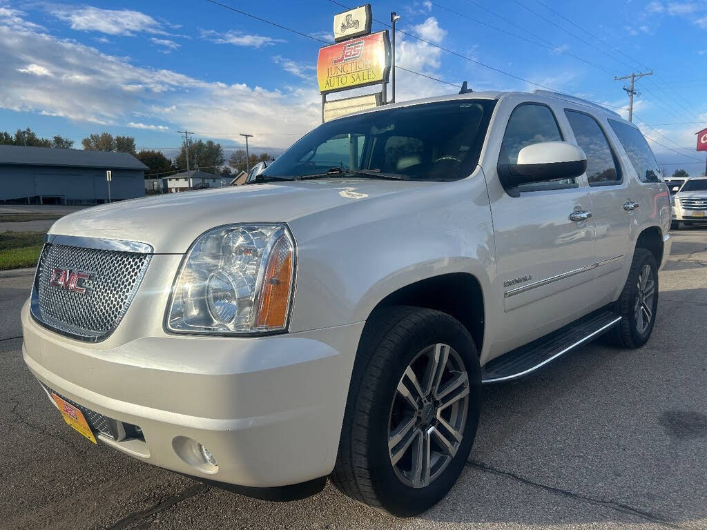 2011 GMC Yukon Denali AWD
