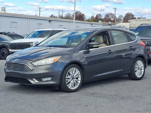 2017 Ford Focus Titanium Hatchback
