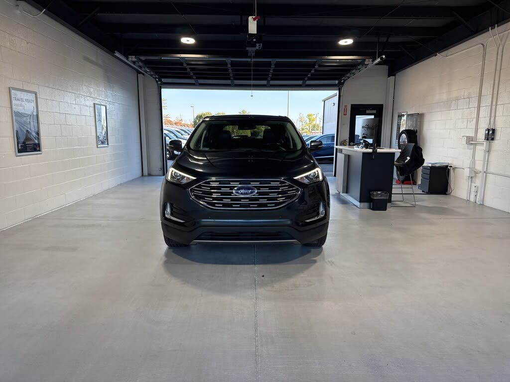 2022 Ford Edge Titanium AWD