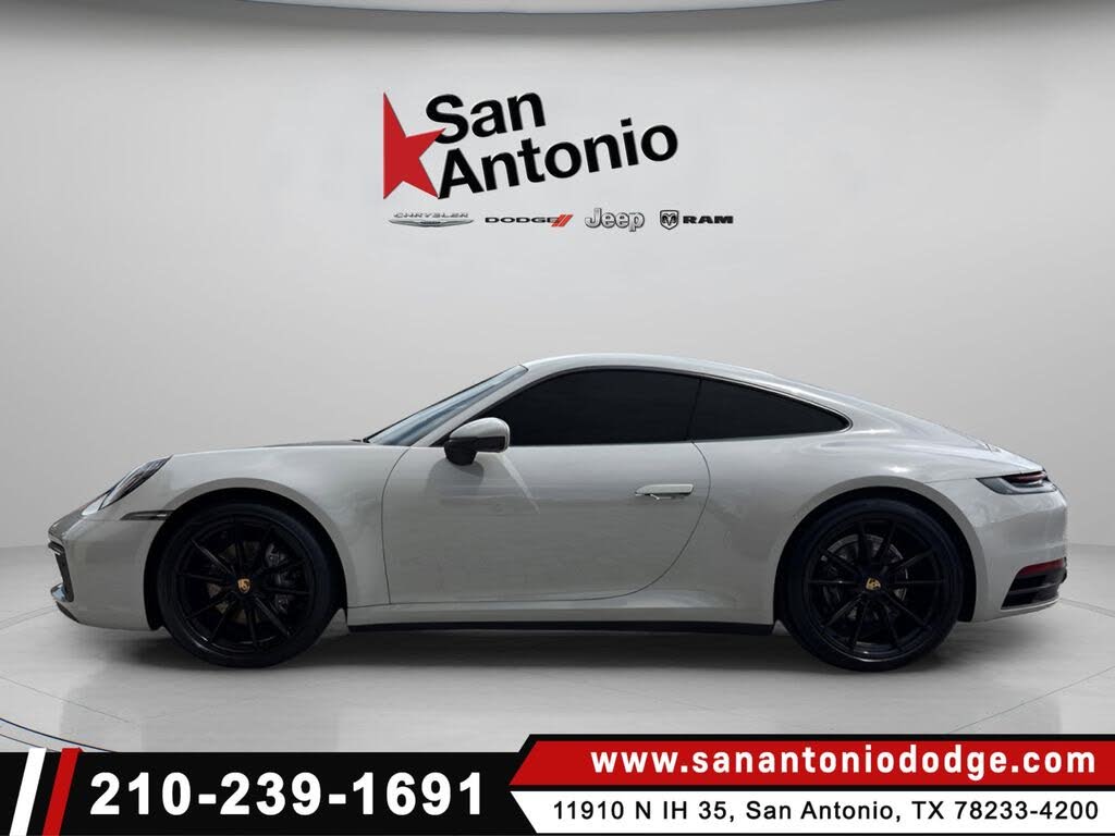 2022 Porsche 911 Carrera Coupe RWD
