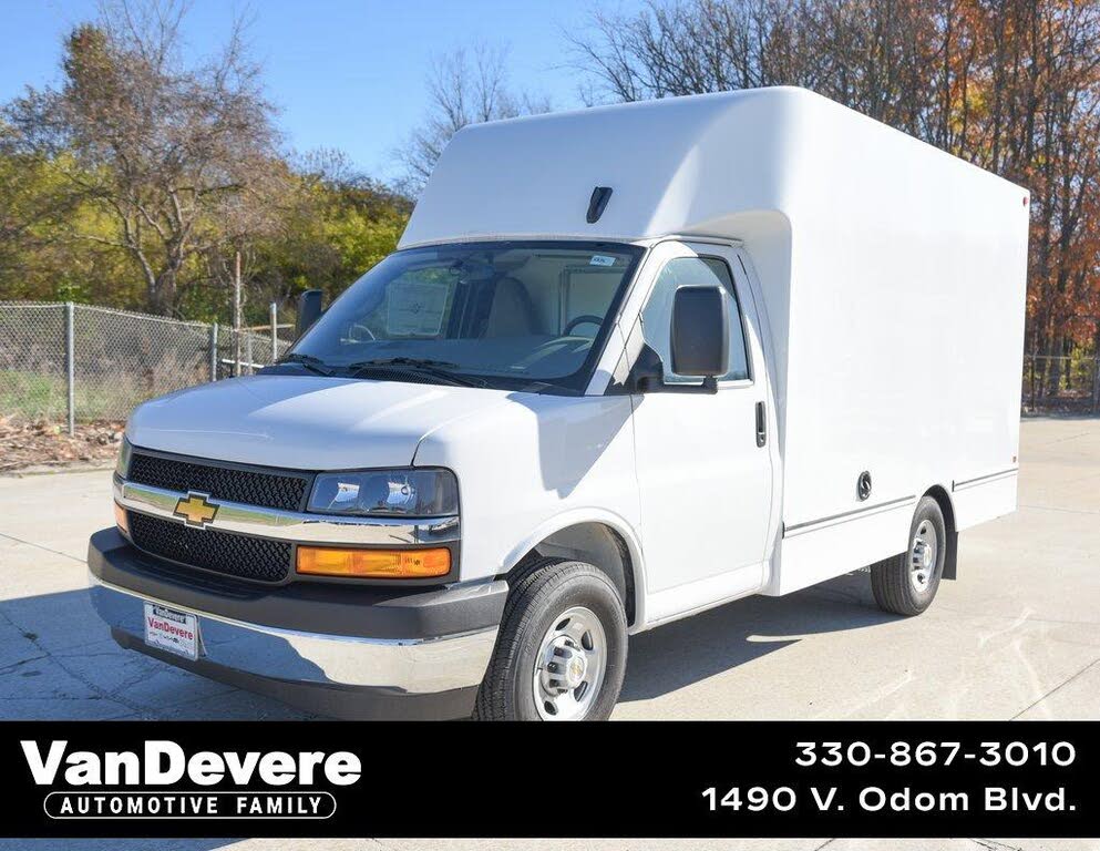 2025 Chevrolet Express Chassis 3500 Cutaway 139