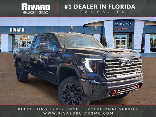 2025 GMC Sierra 2500HD AT4 Crew Cab 4WD