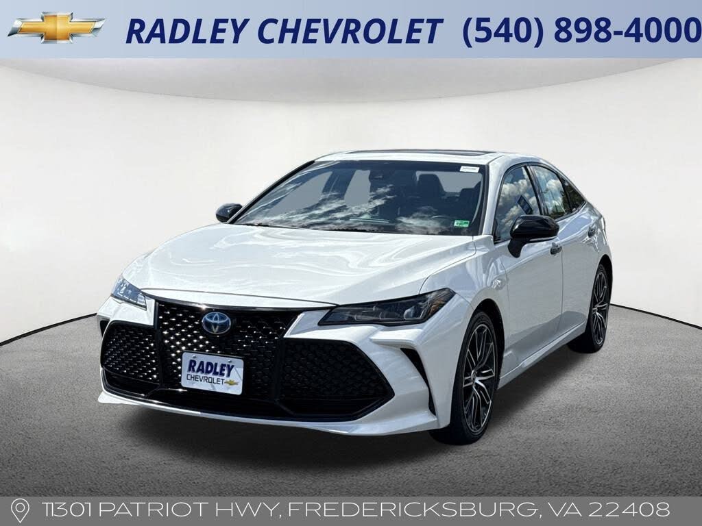 2022 Toyota Avalon Hybrid XSE Nightshade FWD