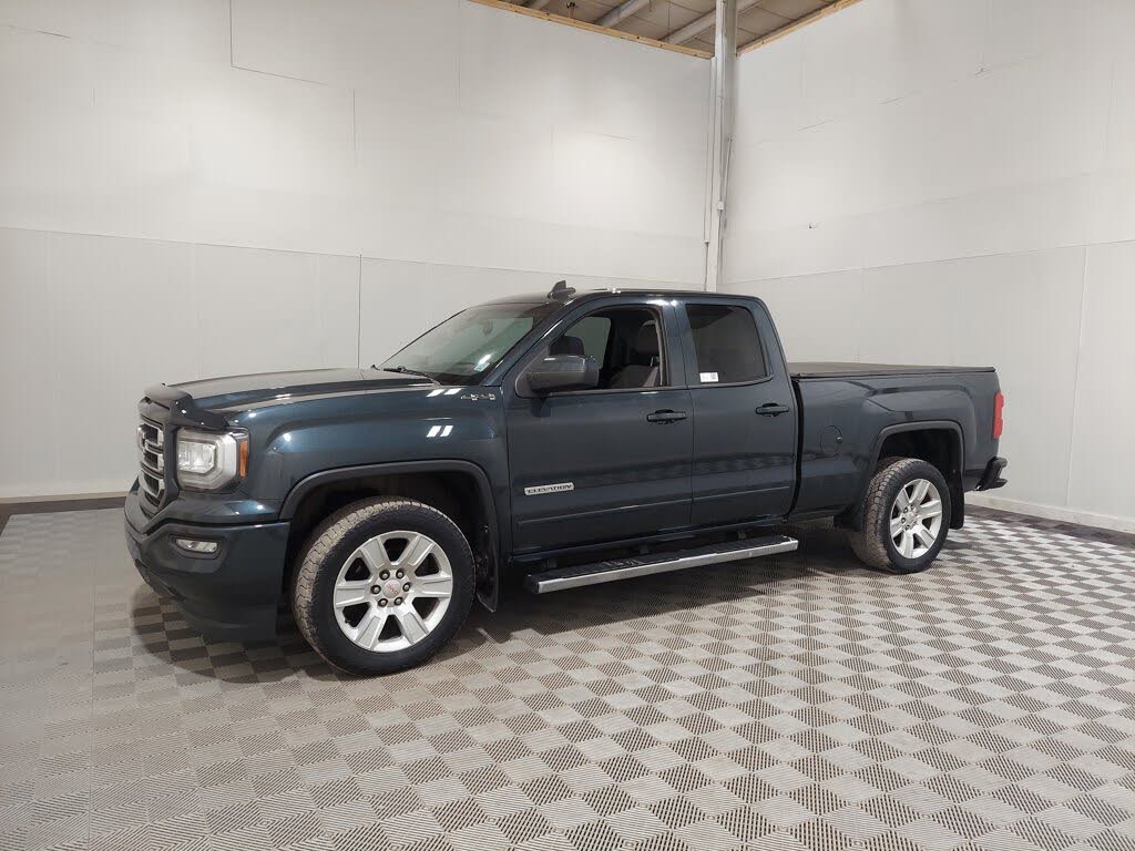 2017 GMC Sierra 1500 Base Double Cab 4WD