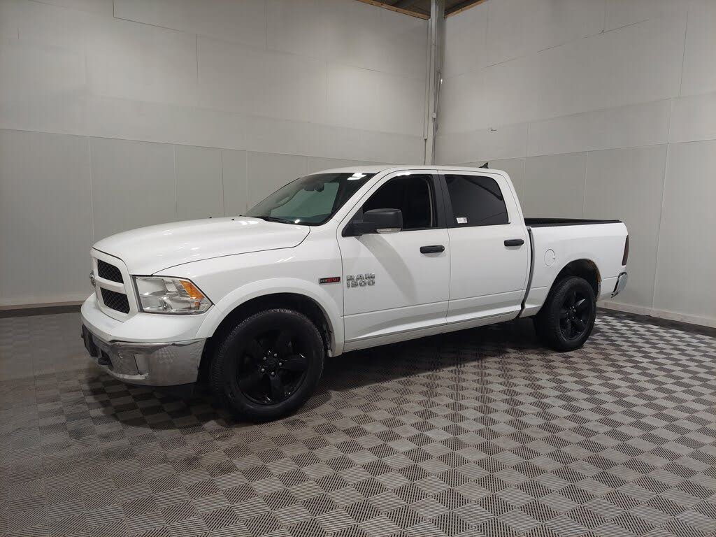 2018 RAM 1500 SLT Crew Cab 4WD