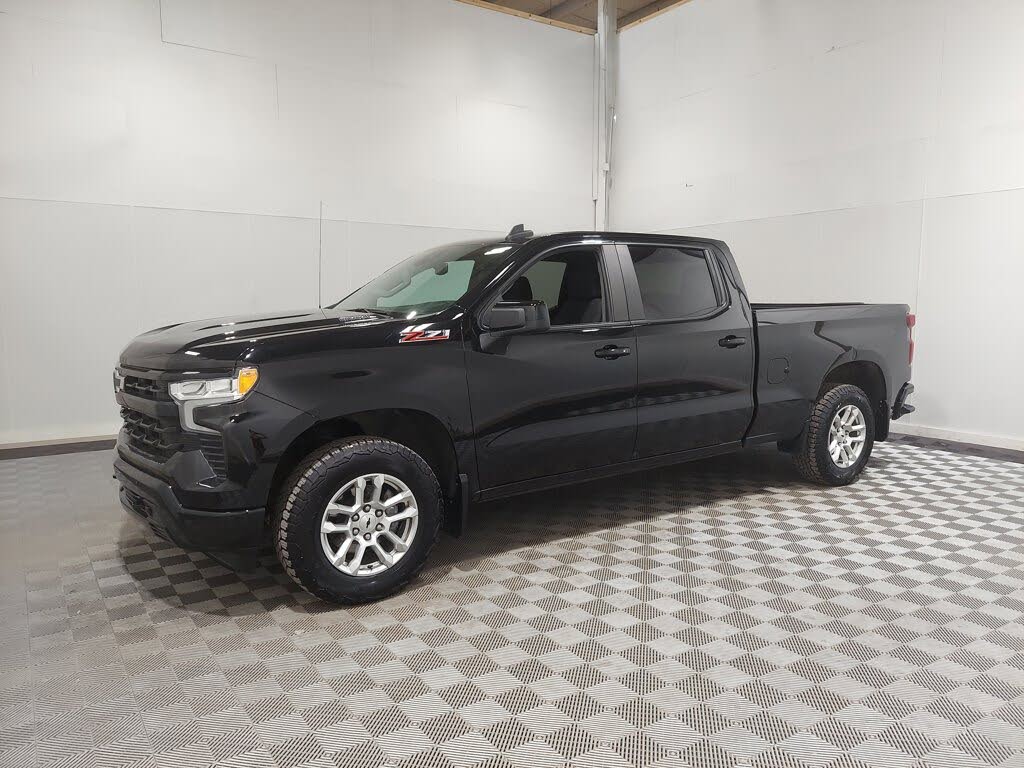 2022 Chevrolet Silverado 1500 RST Crew Cab 4WD