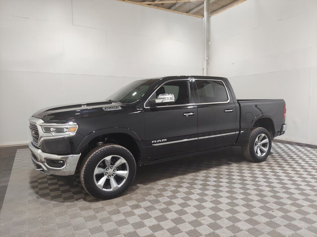 2022 RAM 1500 Limited Crew Cab 4WD