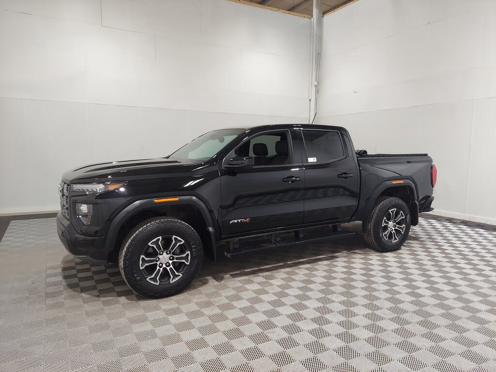 2023 GMC Canyon AT4 Crew Cab 4WD