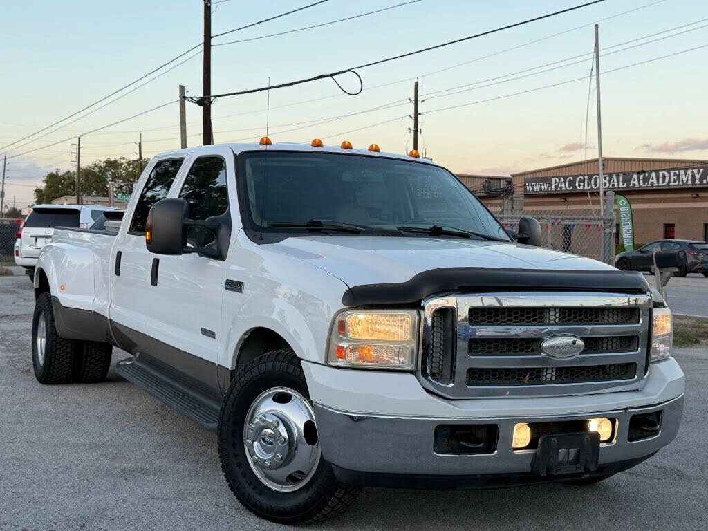 2007 Ford F-350 Super Duty Lariat Crew Cab DRW
