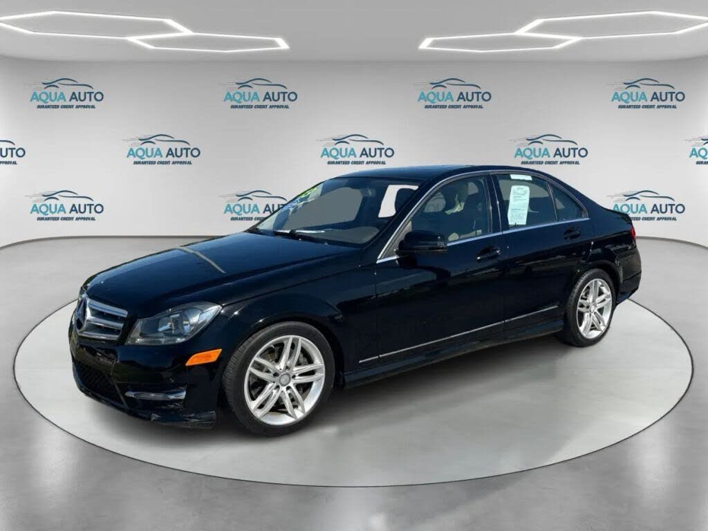2013 Mercedes-Benz C-Class C 300 Luxury Sedan 4MATIC