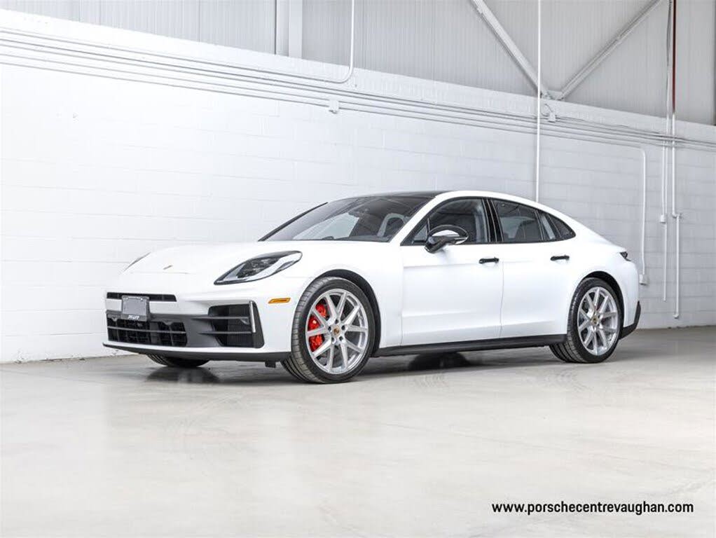 Porsche Panamera 4 AWD 2024