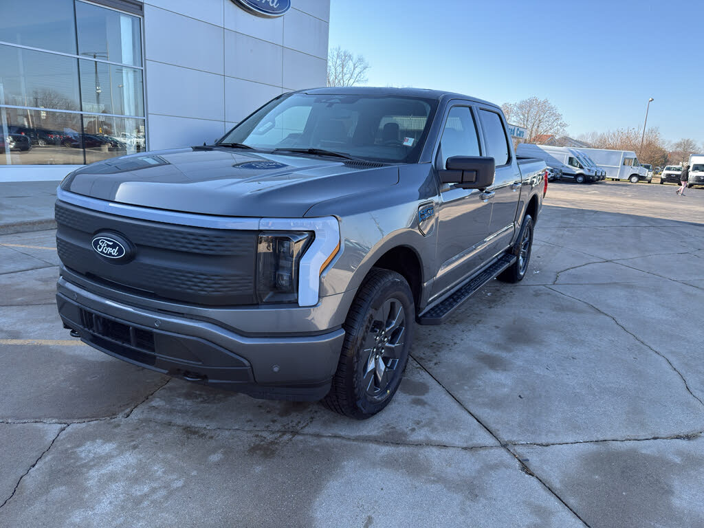 2025 Ford F-150 Lightning Flash SuperCrew AWD