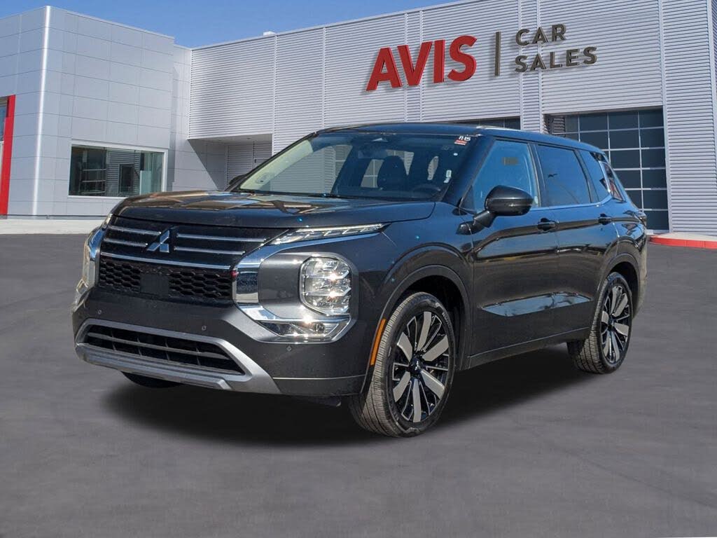 2025 Mitsubishi Outlander SE FWD