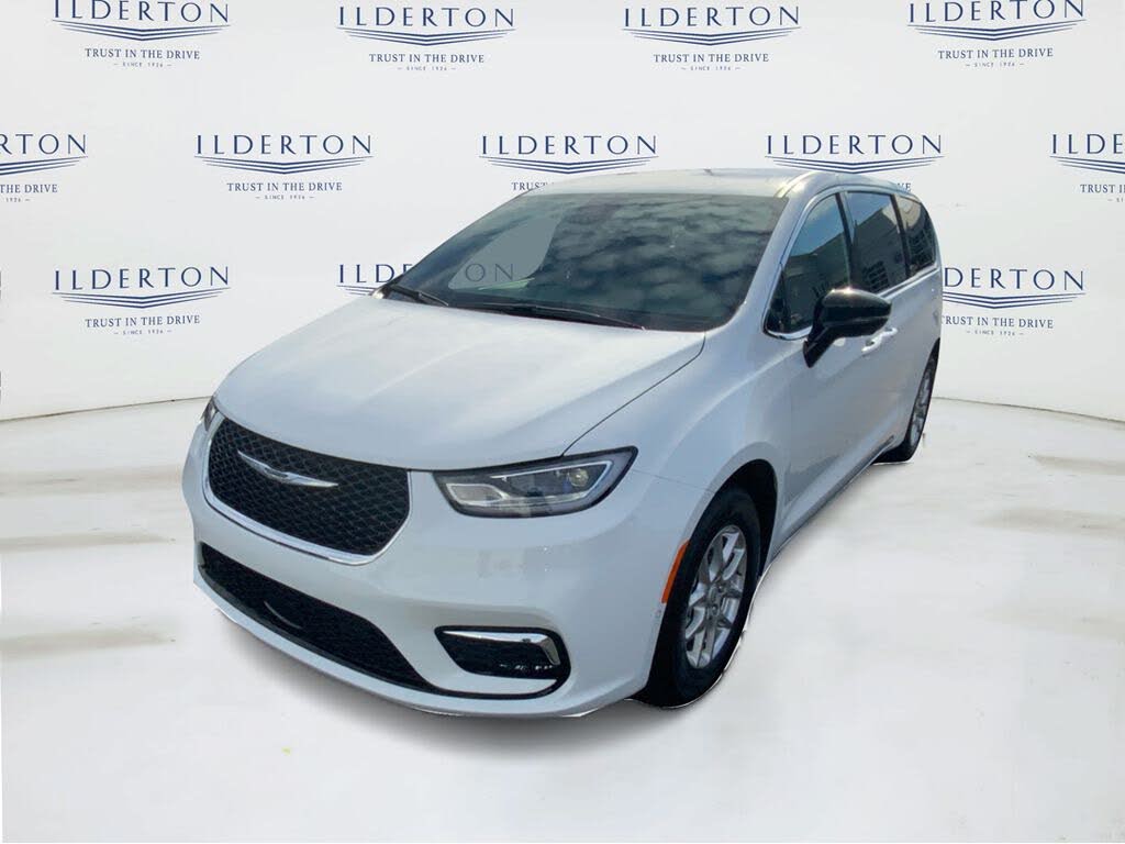 2026 Chrysler Pacifica Select FWD