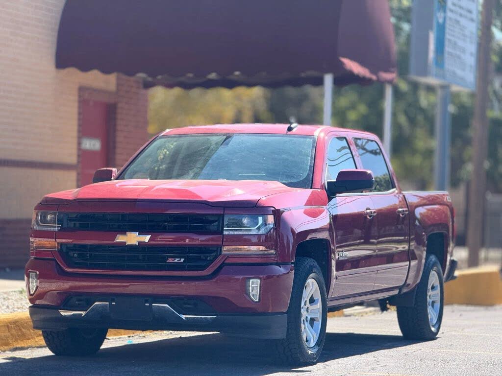 2018 Chevrolet Silverado 1500 LT Z71 Crew Cab 4WD