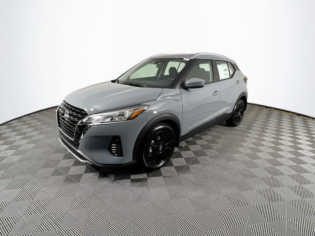 2024 Nissan Kicks SV FWD