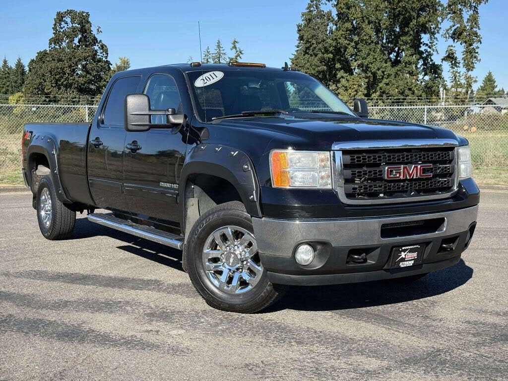 2011 GMC Sierra 2500HD SLT Crew Cab 4WD
