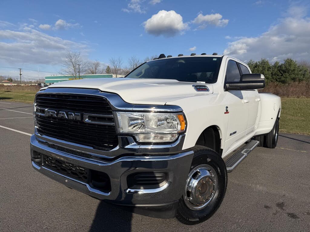 2020 RAM 3500 Big Horn Crew Cab LB DRW 4WD