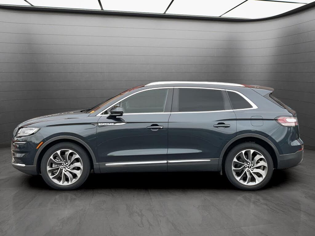 2022 Lincoln Nautilus Reserve AWD